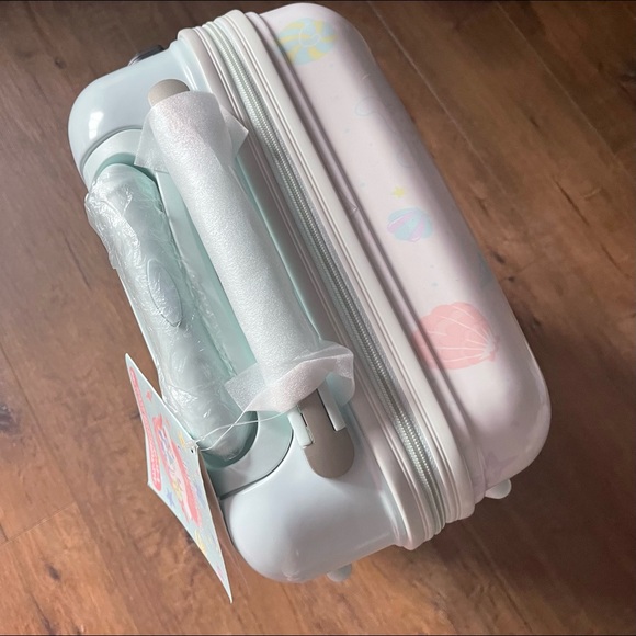 CINNAMOROLL-VERY RARE Medium Hard Side Suitcase - Picture 9 of 15